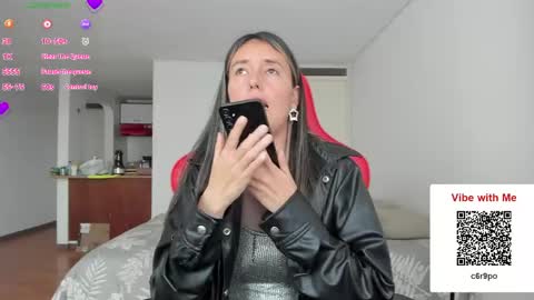 Snapshot of zoe_jeane_beker chatting on 06-04-26, 08:59 ZOE online show from 06-04-26, 08:59