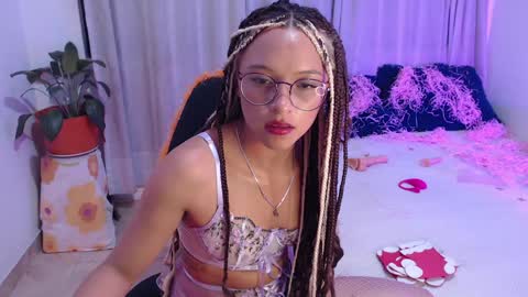 ZOE online show from 12-14-24, 04:34