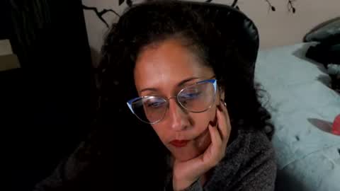 Snapshot of zoe_koller chatting on 06-19-26, 03:00 Zoe Koller online show from 06-19-26, 03:00
