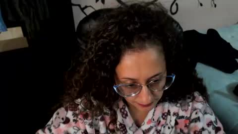 Snapshot of zoe_koller chatting on 06-30-26, 01:28 Zoe Koller online show from 06-30-26, 01:28