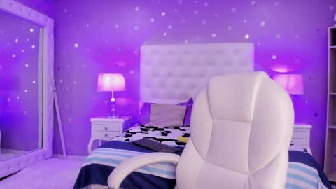 Snapshot of zoe_kravitx chatting on 01-27-25, 12:58 CAMILA online show from 01-27-25, 12:58