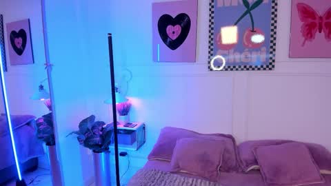 Zoe Lynch online show from 02-13-26, 11:28