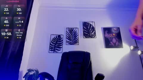 zoe_millerx online show from 02-09-26, 01:15