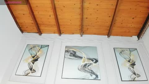 zoe_moon__ online show from 04-26-26, 01:53