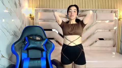 Zoe  online show from 09-20-25, 03:18