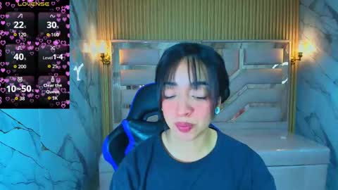 Zoe  online show from 12-18-25, 03:12