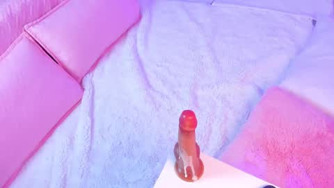 Snapshot of zoe_rivers chatting on 01-28-25, 05:56 Zoe online show from 01-28-25, 05:56