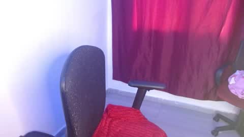 ZOE online show from 02-24-25, 09:20