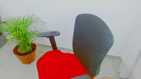 ZOE online show from 12-17-25, 09:37