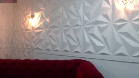 Snapshot of zoe_silver1 chatting on 11-12-25, 03:56 Zoe online show from 11-12-25, 03:56