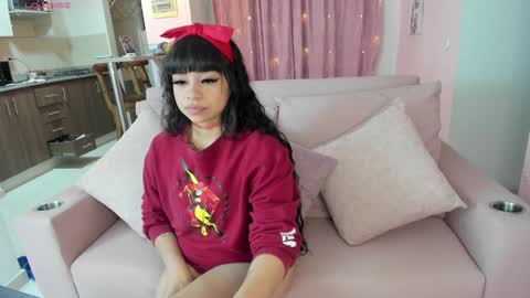 zoe_sullivan_ online show from 01-16-25, 09:37