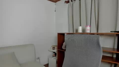 Zoe online show from 02-23-26, 11:24