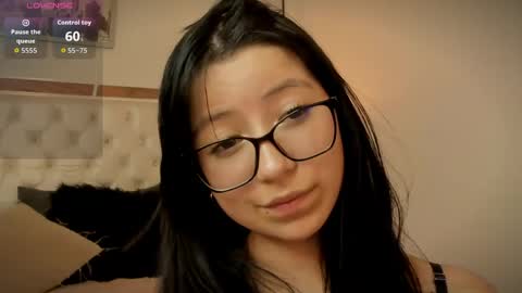 Zoe online show from 05-27-26, 09:23