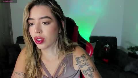  zoee jackson online show from 11-15-25, 08:22