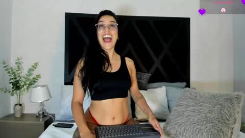 Zoe 3 online show from 06-05-26, 05:51