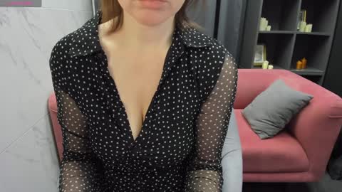 Zoe online show from 12-22-24, 04:48