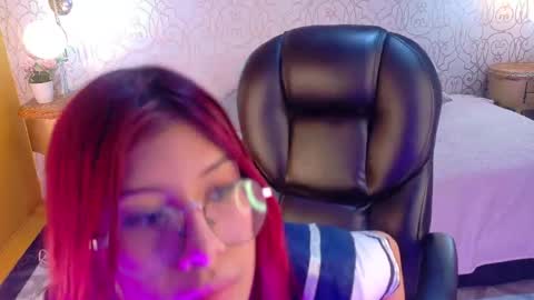 zoeecarter_ online show from 04-17-26, 11:46