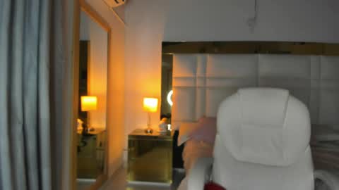 zoei_moon online show from 04-24-26, 07:05