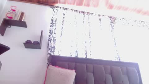 zoemi online show from 06-03-26, 06:24