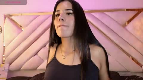 Zoe online show from 04-22-26, 01:12