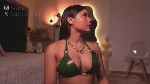 zoevidal_ online show from 02-27-26, 12:05