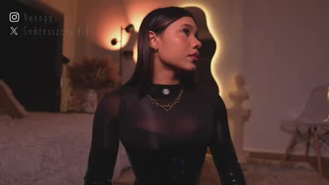 zoevidal_ online show from 03-09-26, 12:20