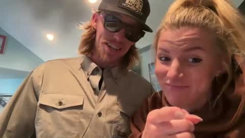 Zoeydanner online show from 12-23-24, 06:27