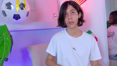 Zoey online show from 07-12-26, 02:30