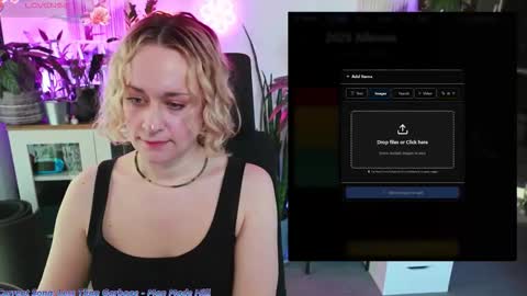 Snapshot of zoeyryan chatting on 01-18-26, 06:44 Zoey Ryan online show from 01-18-26, 06:44