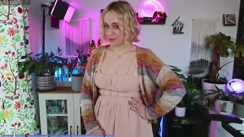 Snapshot of zoeyryan chatting on 03-02-26, 06:48 Zoey Ryan online show from 03-02-26, 06:48