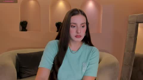 Snapshot of zoeywalker_ chatting on 10-14-25, 11:33 Zoey Walker online show from 10-14-25, 11:33