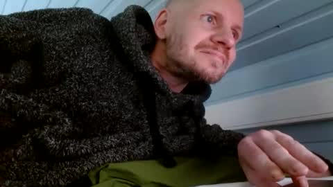 zolexthomas online show from 12-18-24, 11:02