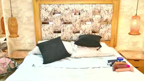 zoley  online show from 03-11-26, 03:23