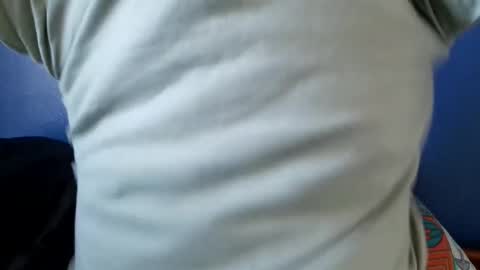 Snapshot of zommmmmmmmm chatting on 03-19-26, 01:48 zom online show from 03-19-26, 01:48