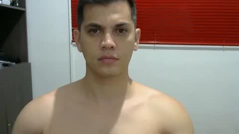 zoro_00 online show from 02-07-26, 11:52