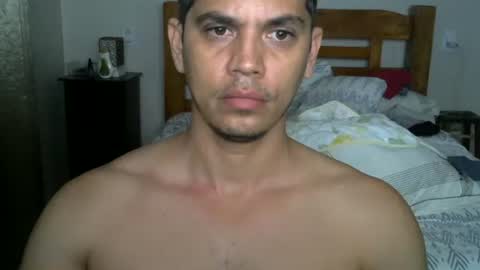 zoro_00 online show from 06-11-26, 12:36