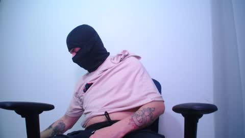 Snapshot of zoro_roronoa96 chatting on 10-17-25, 02:48 zoro_roronoa96 online show from 10-17-25, 02:48