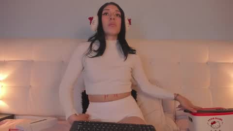 cintya kors online show from 02-06-25, 09:00