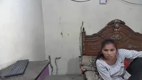 zoyakhan803 online show from 05-18-26, 04:51