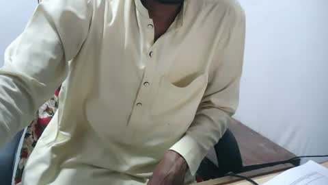 zoyakhan803 online show from 05-22-26, 11:16