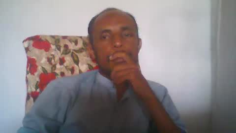 zoyakhan803 online show from 05-26-26, 08:10