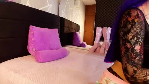 zpzphot online show from 04-25-26, 08:50