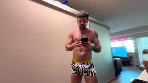 Zuko online show from 02-11-25, 12:17