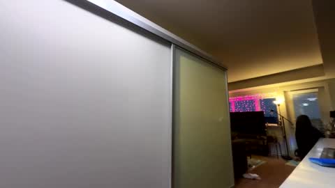 Zuko online show from 10-08-25, 01:58