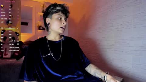 Zury Ramirez online show from 09-21-25, 08:32