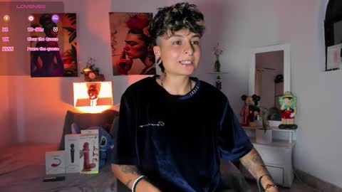 Zury Ramirez online show from 11-24-25, 09:36