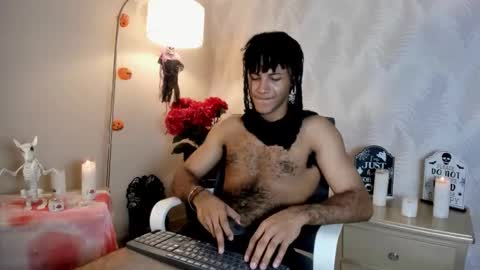 Snapshot of zyan_moreno chatting on 10-29-25, 08:21 zyan_moreno online show from 10-29-25, 08:21