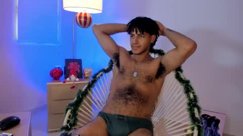 Snapshot of zyan_moreno chatting on 12-03-25, 06:17 zyan_moreno online show from 12-03-25, 06:17