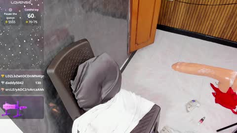 Snapshot of zyle_boobs_ chatting on 02-01-25, 01:55 ZYLE online show from 02-01-25, 01:55