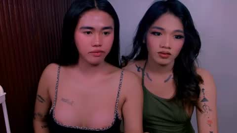 Snapshot of zyphyr_elf chatting on 06-22-26, 06:49 ZY online show from 06-22-26, 06:49